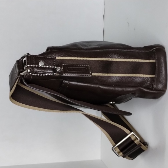 Coach Messenger Bag F70556 Brown Pebbled Leather satchel book bag - Picture 9 of 12